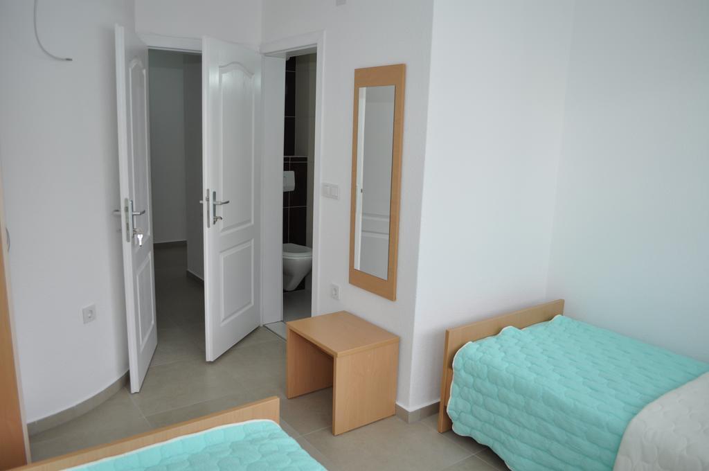 Guest House Miranda Ohrid Bagian luar foto